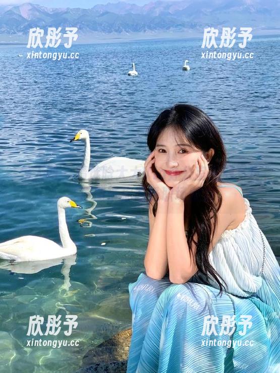 秀人网 - 精选晗大大Via办公室主题写真，原图带你感受职场魅力