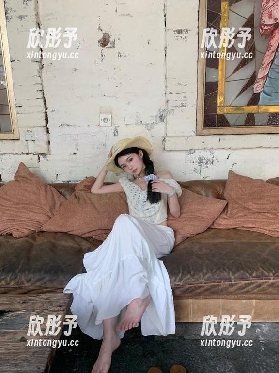 秀人网 - 璀灿甜美蕾丝写真合集，照片中尽显少女心的浪漫和清新！