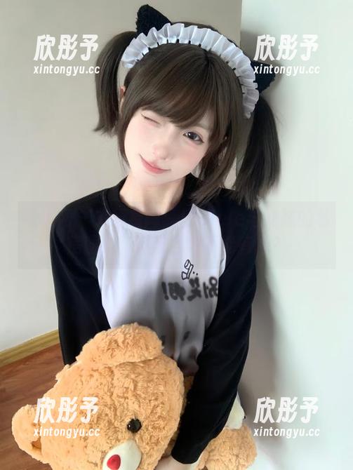 秀人网 - 来看看陶喜乐_lele与妹妹的私房图集，谁说自嘲不能有趣？