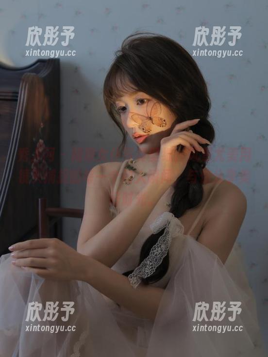 秀人网 - 精致女仆写真壁纸，风景尤美用镜头捕捉的每一个动人瞬间，与你分享美好时光。