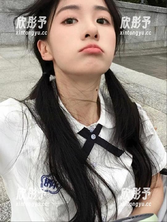 美媛馆 - 唐琪儿的OL制服定制作品，职场写真带来无限风采与自信