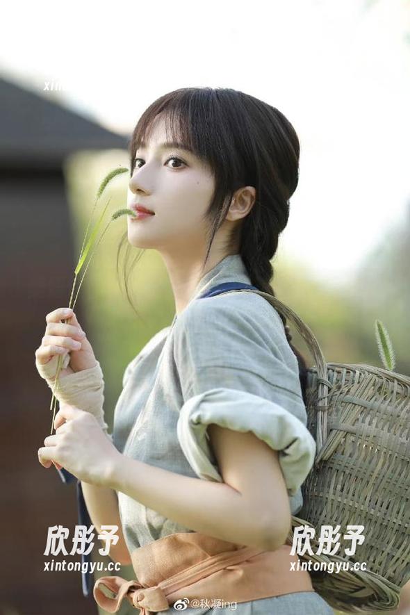 美媛馆 - 在线等待朱可儿Flower空姐写真，最新美图带来无限惊喜与期待！