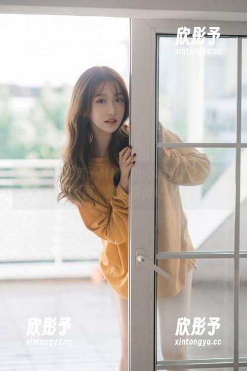 美媛馆 - 糯美子MINIbabe与你分享套装写真原图，精选瞬间让人心动
