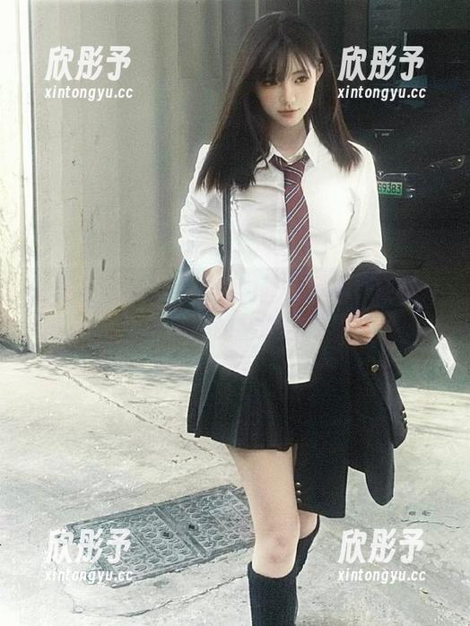 蜜桃社 - 感受韩贝贝的丝袜写真，观看时尚与美的全新诠释