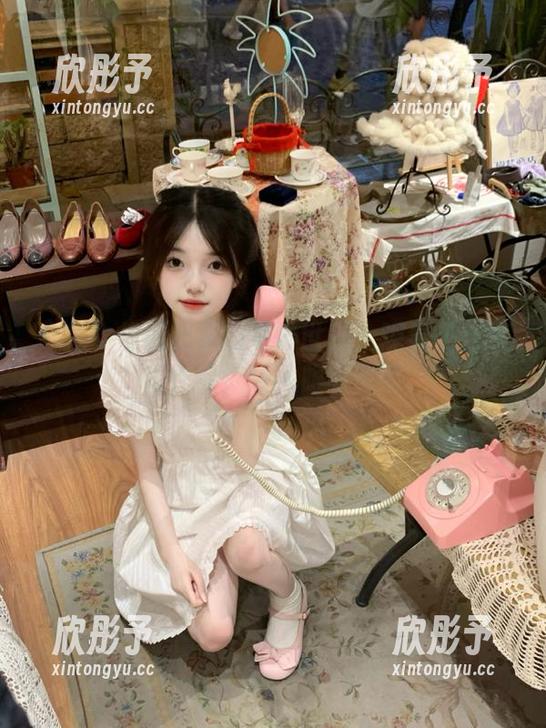 户外牛仔裤棉袜的奇妙世界：观看见新摄影作品，让人眼前一亮