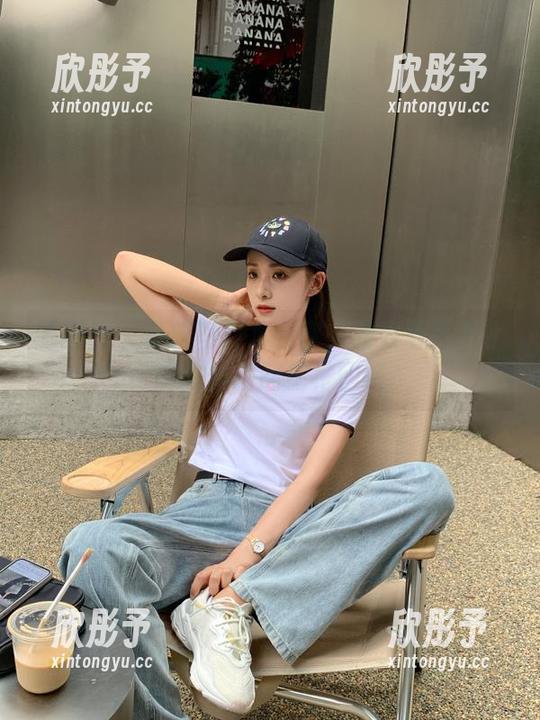 语画界 - 最新写真集分享：雅雯与死库水的唯美瞬间定格回忆