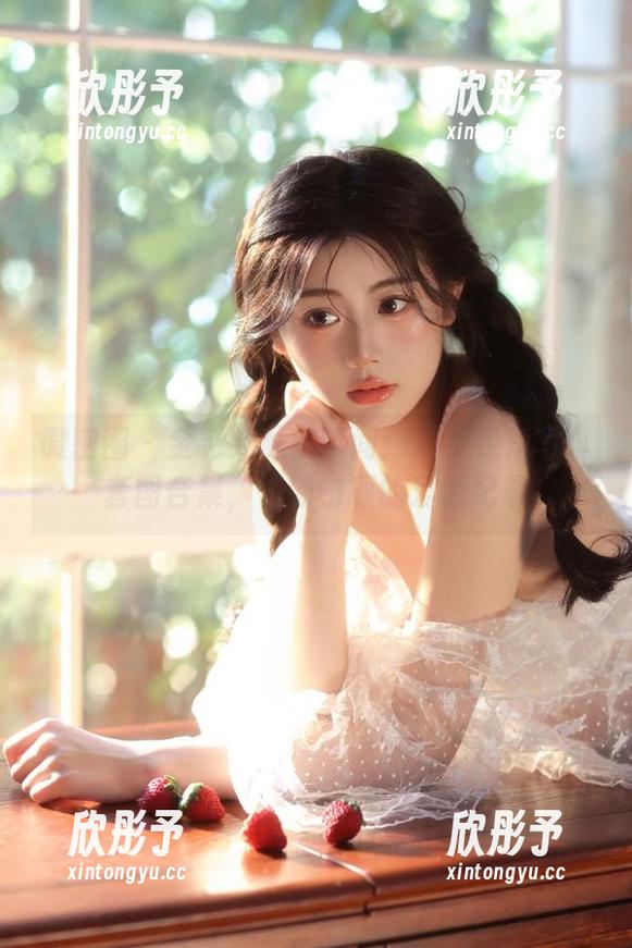 微密圈 - 金希儿私密瞬间：男友视角写真套图合集，恍如窃取的爱情纪录