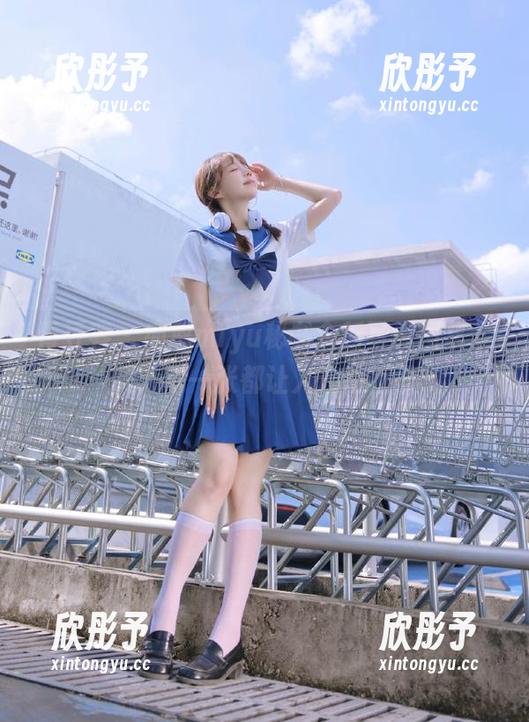 青豆客 - 宛恩miyu秘书全新写真图集下载：每一张都让人心动不已