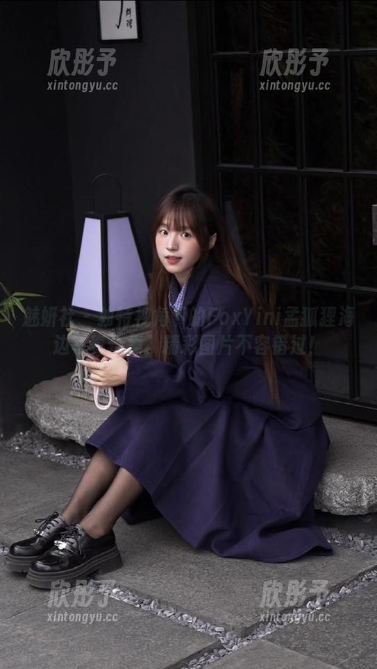 魅妍社 - 独特视角下的FoxYini孟狐狸海边写真合集，精彩图片不容错过！