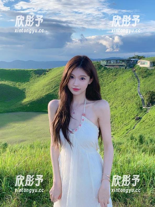 魅妍社 - 关思阳瑜伽写真：这么美的身姿，难道是为了让我在晨跑时不至于跌倒吗？
