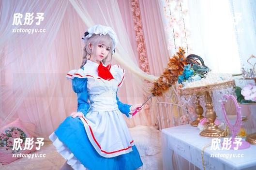 最新写真集：鳗鱼霏儿穿圣人惠校服，梦幻套图带你回到校园！